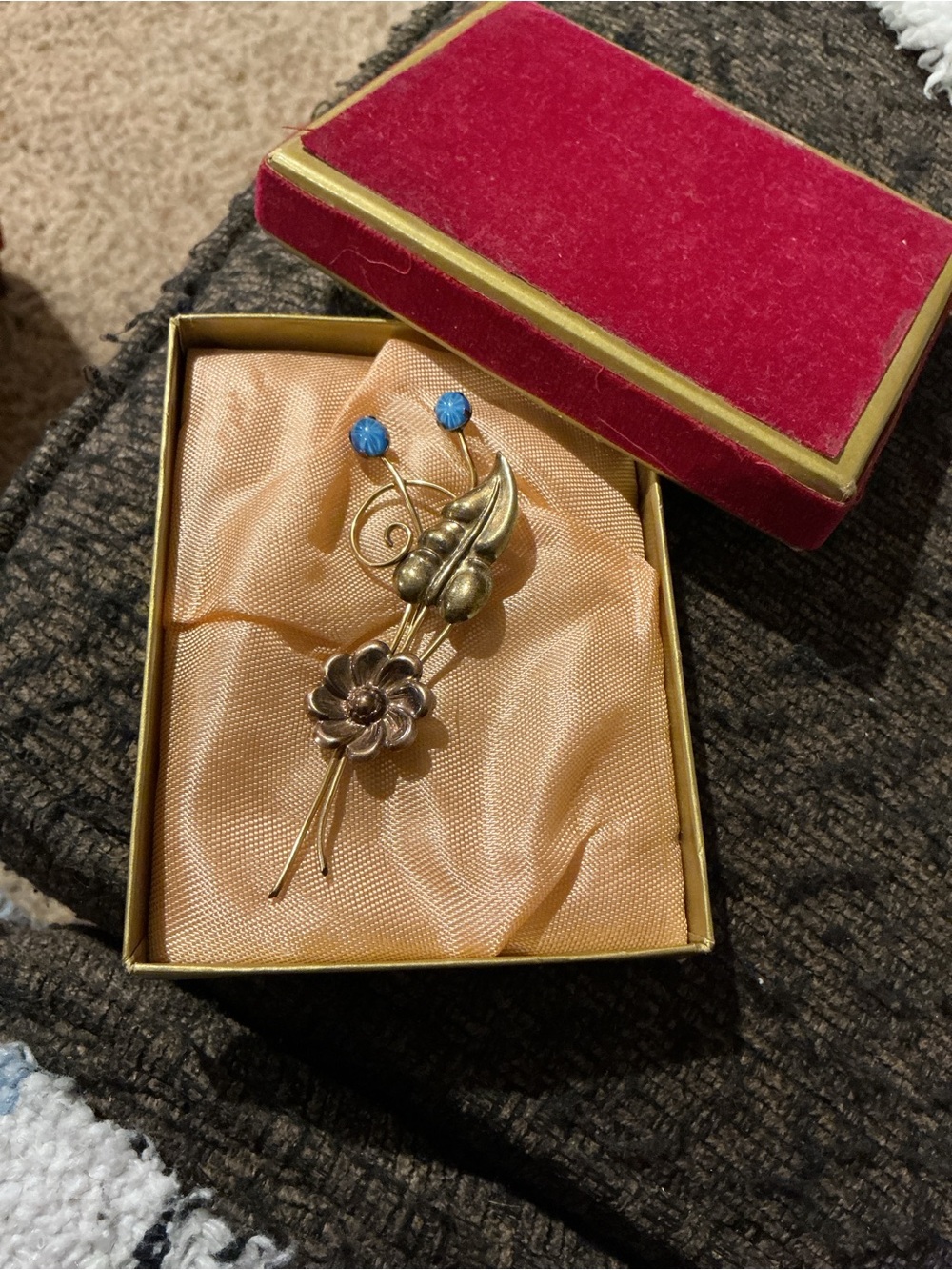 Vintage Floral 1 - 20 12kt gold TF Brooch with Blue star sapphires